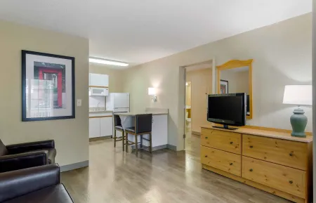 1 Bedroom Suite - 2 Queen Beds