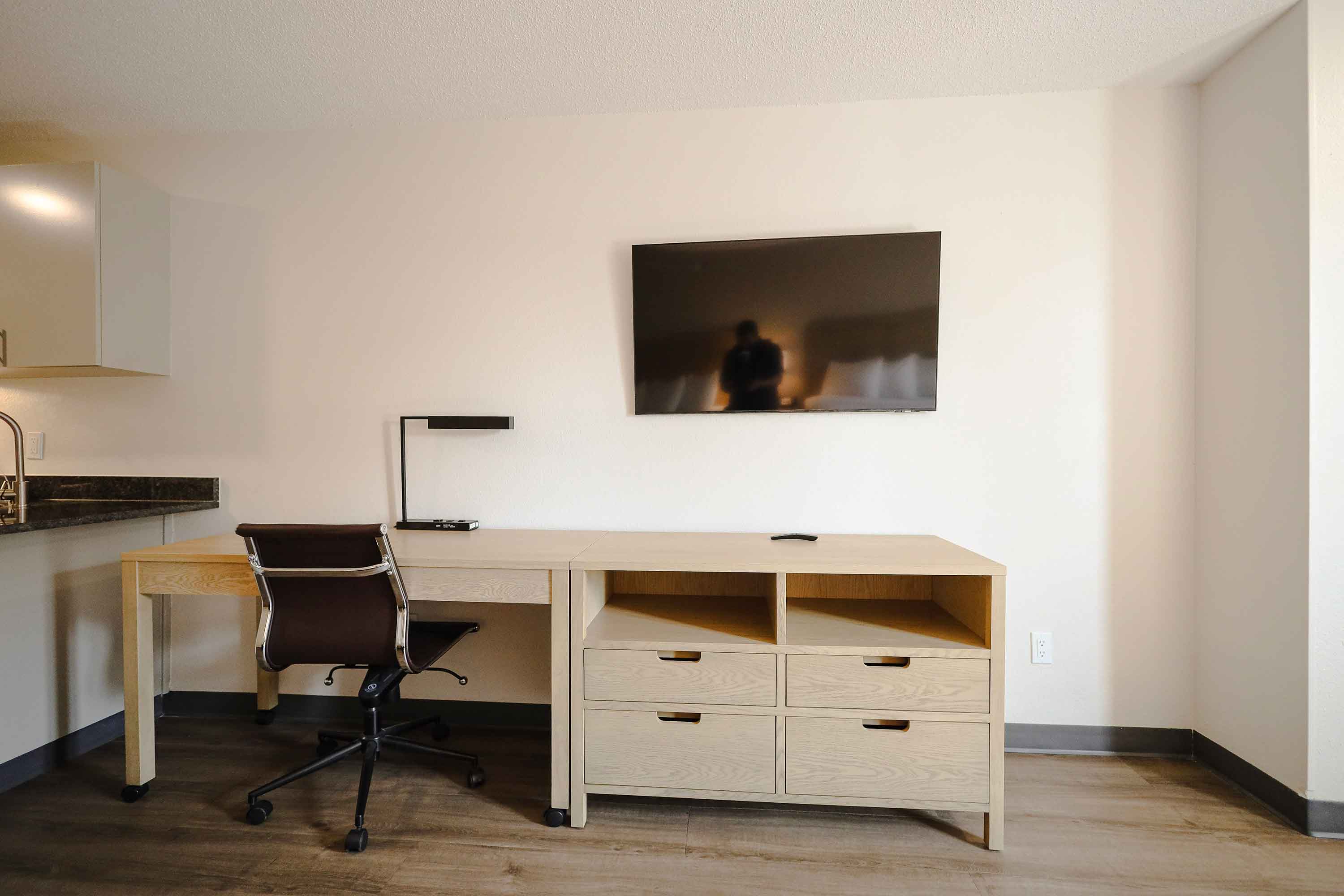 Studio Suite - 2 Full Beds