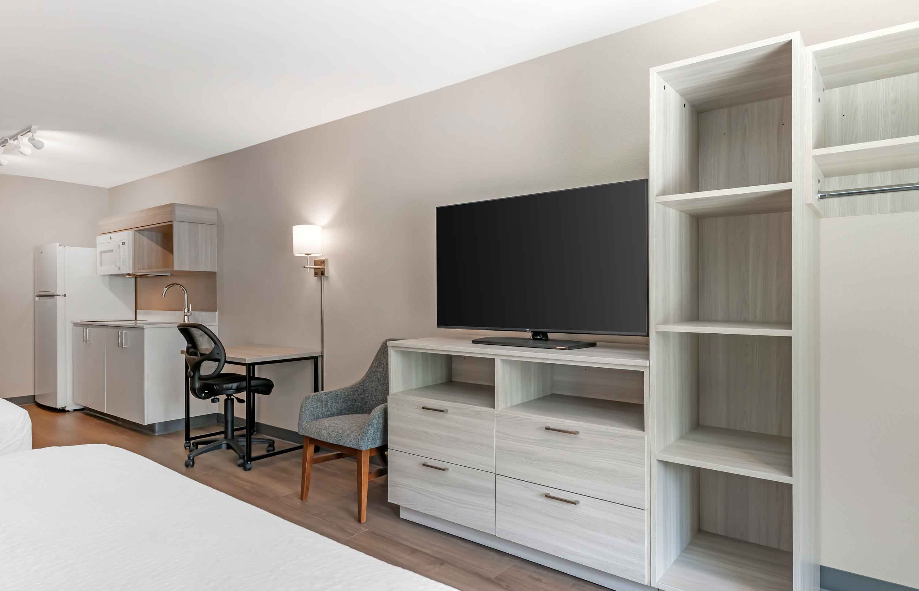 Studio Suite - 2 Queen Beds