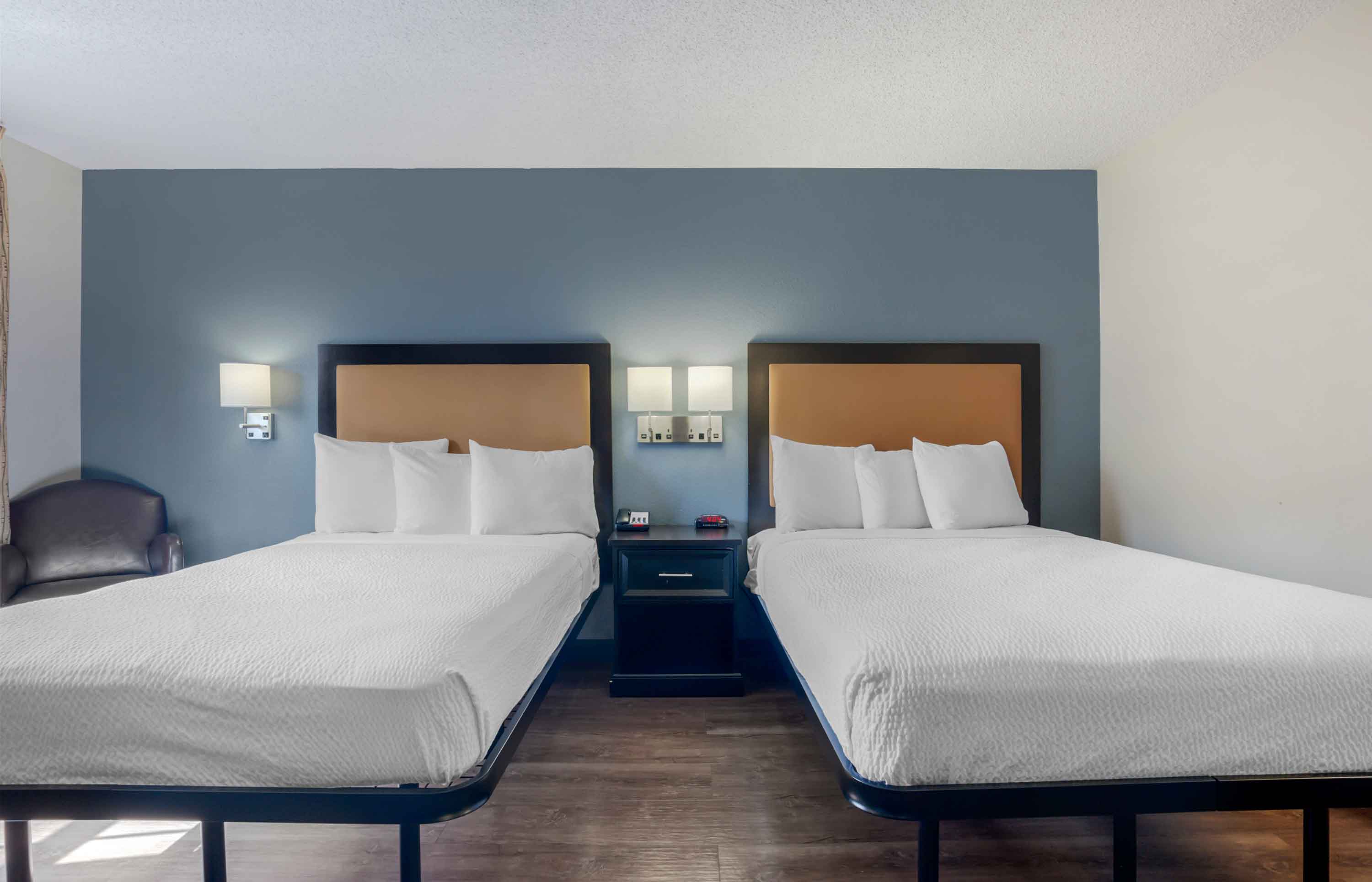 Studio Suite - 2 Full Beds