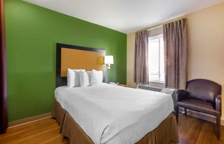 Studio Suite - 1 Full Bed