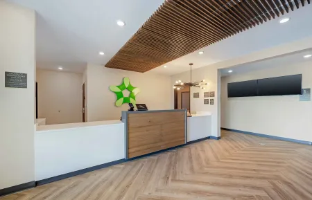 Lobby and Guest Check-in