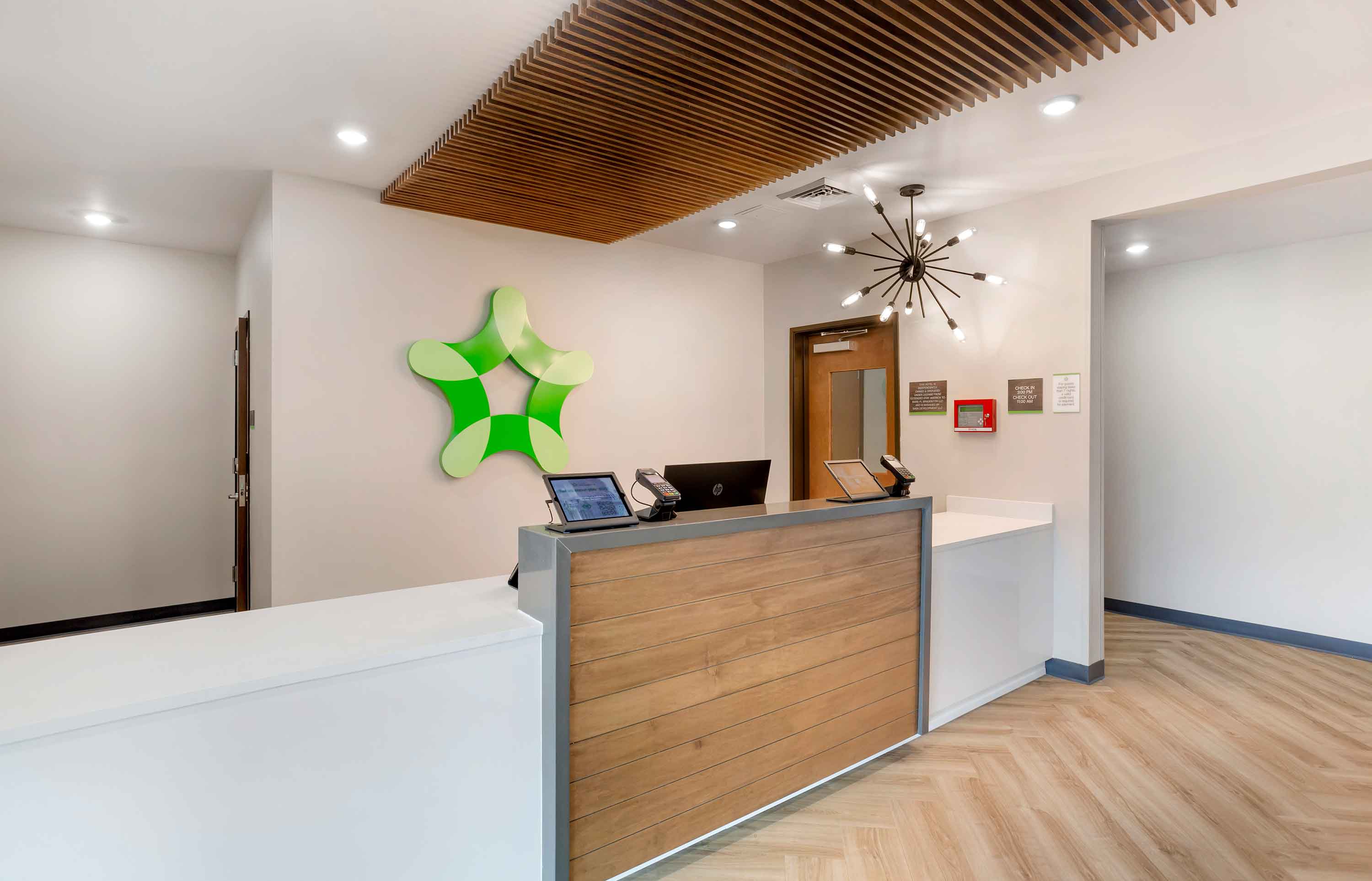 Lobby and Guest Check-in