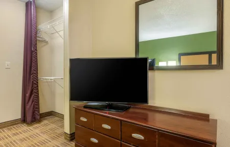 Studio Suite - 1 King Bed