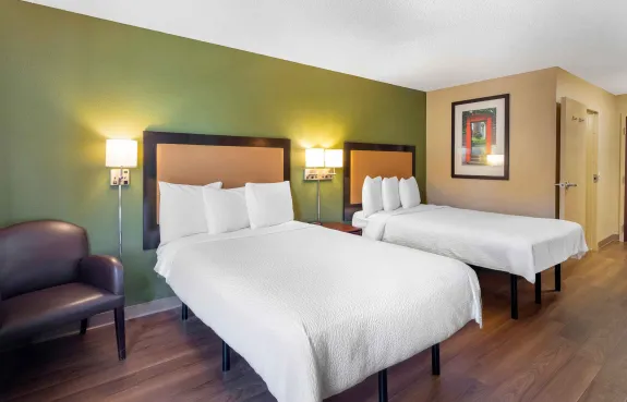 Deluxe Studio - 2 Full Beds