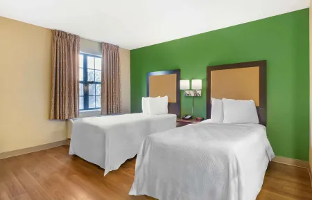 Studio Suite - 2 Twin Beds