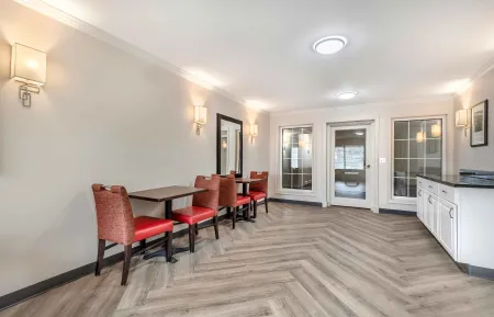 Breakfast Room