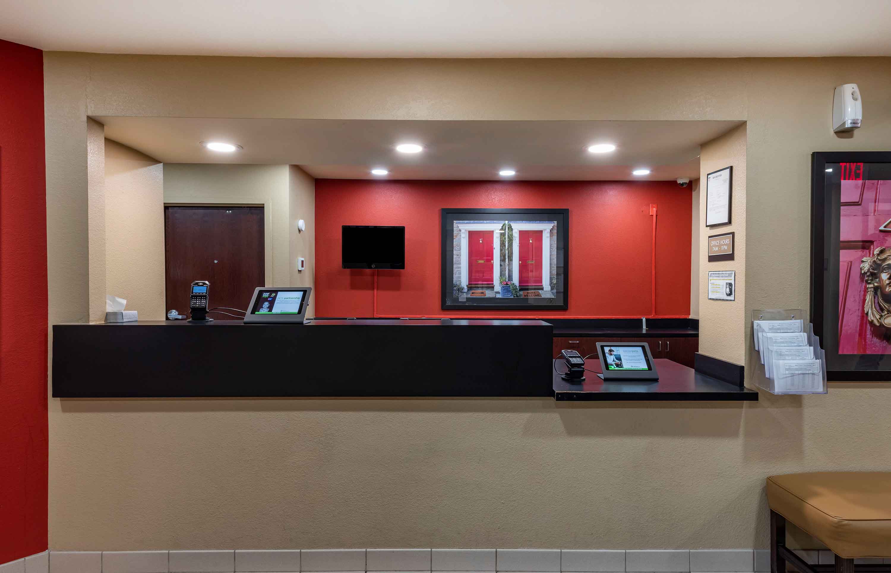 Lobby and Guest Check-in