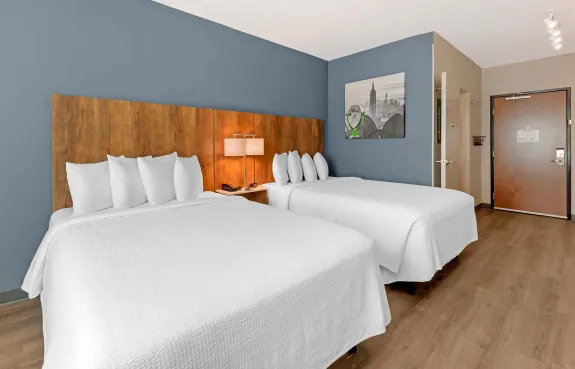 Studio Suite - 2 Queen Beds